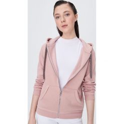Rozpinana bluza z kapturem - Różowy. Różowe bluzy damskie Sinsay, s, bez wzorów, bez rękawów, z kapturem. W wyprzedaży za 29,99 zł.