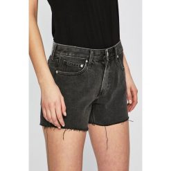 Calvin Klein Jeans - Szorty. Szare szorty damskie Calvin Klein Jeans, m, bez wzorów, z bawełny, casualowe. W wyprzedaży za 199,90 zł.