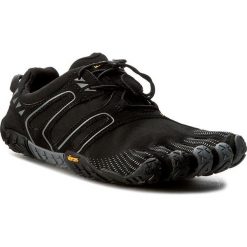 Buty VIBRAM FIVEFINGERS - V-Trail 17M6901 Black/Grey. Czarne buty fitness męskie marki Vibram Fivefingers, z tworzywa sztucznego, vibram fivefingers. W wyprzedaży za 419,00 zł.
