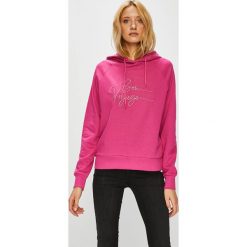Vero Moda - Bluza Voyage. Czerwone bluzy damskie z nadrukiem marki Vero Moda, s, z bawełny, z kapturem. W wyprzedaży za 79,90 zł.