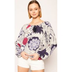 Bluzka Desigual Blue_Verona 20SWBW37. Niebieskie bluzki damskie Desigual, xl, bez wzorów, z wiskozy, bez kołnierzyka, bez rękawów. W wyprzedaży za 239,00 zł.