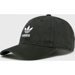 Adidas Originals - Czapka. Czarne czapki damskie marki adidas Originals, z bawełny. Za 89,90 zł.