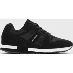Kazar Studio - Buty. Czarne sneakersy męskie Kazar Studio, z okrągłym noskiem, na sznurówki. Za 279,90 zł.