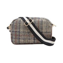 Soyaconcept Torebka Bebbie w kratkę female ze wzorem. Torebki klasyczne damskie Soyaconcept, w paski, eleganckie, na ramię, bez dodatków. Za 139,00 zł.