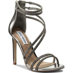 Sandały STEVE MADDEN - Sweetest Sandal 91000523-0S0-07011-14002 Pewter. Szare klapki damskie marki Steve Madden, bez wzorów, ze skóry ekologicznej, bez obcasa, na obcasie. W wyprzedaży za 299,00 zł.
