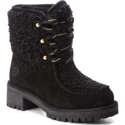 Trapery TORY BURCH - Meadow Boot 49197 Perfect Black/Perfect Black 004. Czarne trapery damskie Tory Burch, ze skóry, bez obcasa, bez zapięcia. W wyprzedaży za 1089,00 zł.