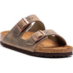 Klapki BIRKENSTOCK - Arizona Bs 0352203 Tabacco Brown. Pomarańczowe klapki damskie Birkenstock, bez wzorów, ze skóry, bez obcasa. Za 339,00 zł.