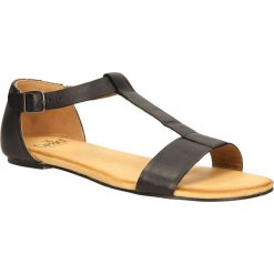 Sandały caprice 9-28103-24. Czarne sandały damskie Caprice, bez wzorów, ze skóry, bez obcasa, bez zapięcia. Za 249,99 zł.