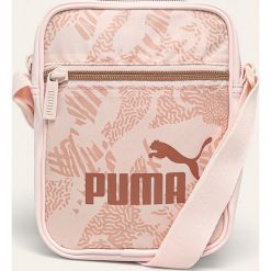 Puma - Saszetka. Czarne nerki damskie Puma, w paski, z poliesteru, małe, z nadrukiem, bez dodatków. Za 99,90 zł.