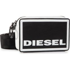 Torebka DIESEL - Rosie X06258 P3194 H1532. Czarne listonoszki damskie Diesel, bez wzorów, ze skóry, bez dodatków. W wyprzedaży za 589,00 zł.