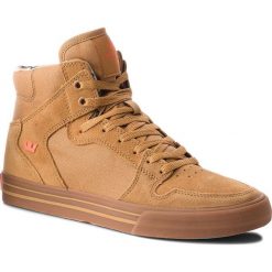 Sneakersy SUPRA - Vaider 08044-278-M Tan/Lt Gum. Pomarańczowe sneakersy męskie Supra, bez zapięcia. W wyprzedaży za 319,00 zł.