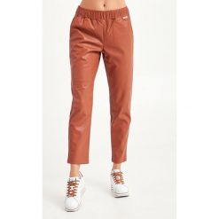 SPODNIE U&B TWINSET. Spodnie damskie Twinset U&B, l, z jeansu. Za 499,00 zł.