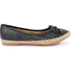 BALERINY DAMSKIE TS 1579 CZA. Baleriny damskie T. Sokolski, bez wzorów, ze skóry, bez obcasa. Za 39,99 zł.