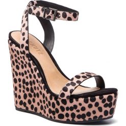Sandały SCHUTZ - S 03139 0276 0001 U Poppy Rose/Black. Różowe klapki damskie Schutz, bez wzorów, ze skóry, bez obcasa, na obcasie. Za 679,00 zł.