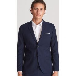 Marynarka garniturowa slim fit - Granatowy. Niebieskie marynarki garniturowe męskie Reserved, bez wzorów. Za 299,99 zł.