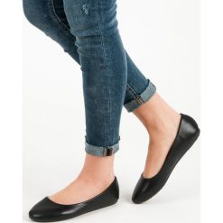 KLASYCZNE BALERINY. Czarne baleriny damskie CH. CREATION, bez wzorów, klasyczne, bez obcasa. Za 49,90 zł.