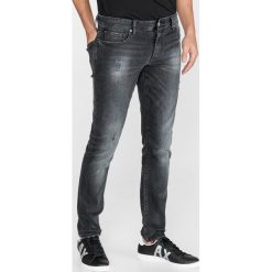 Armani Exchange J14 Dżinsy Szary. Szare jeansy męskie Armani Exchange, bez wzorów. Za 628,95 zł.