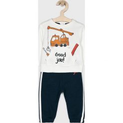 Blukids - Komplet dziecięcy 68-98 cm. Białe spodnie chłopięce Blukids, bez wzorów, z bawełny. W wyprzedaży za 49,90 zł.