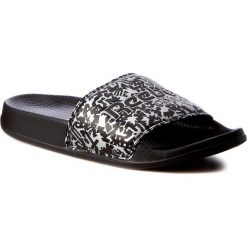 Klapki męskie: Klapki Reebok – Classic Slide BS7848 Gfx/Black/Silver Met