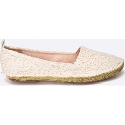 Clarks - Espadryle. Szare bez kategorii marki Clarks, z gumy. W wyprzedaży za 159,90 zł.