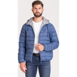 KURTKA Puchowa Armani Exchange. Niebieskie płaszcze męskie Armani Exchange, m, z aplikacjami, z puchu, bez kaptura. Za 799,00 zł.