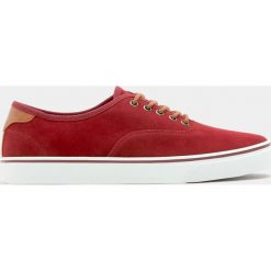 Buty męskie: Bordowe tenisówki basic w miejskim stylu