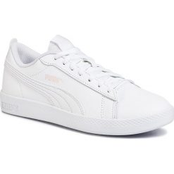 Sneakersy PUMA - Smash Wns V2 L 36520819 White. Białe półbuty damskie Puma, bez wzorów, ze skóry ekologicznej, bez obcasa, na płaskiej podeszwie, bez zapięcia. Za 199,99 zł.