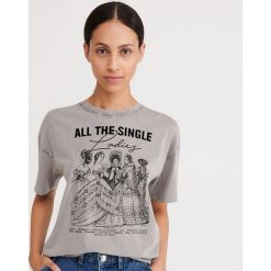 T-shirt z nadrukiem - Jasny szary. Szare t-shirty damskie Reserved, s, z nadrukiem, bez kołnierzyka. Za 39,99 zł.