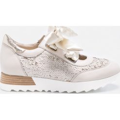 Buty sportowe damskie: CheBello – Buty