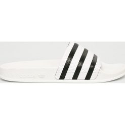 Adidas Performance - Klapki. Białe klapki damskie adidas Performance, bez wzorów, z gumy, bez obcasa, na obcasie. Za 149,90 zł.
