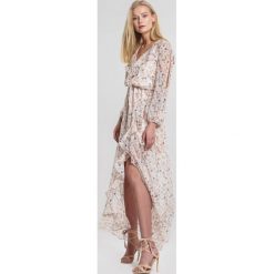 Biała Sukienka Flowery. Białe sukienki damskie marki other, s, bez wzorów, bez kołnierzyka, bez rękawów, maxi. Za 249,99 zł.