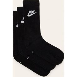 Nike Sportswear - Skarpety (3-pack). Białe skarpetki męskie Nike Sportswear, z nadrukiem, z elastanu. Za 49,90 zł.