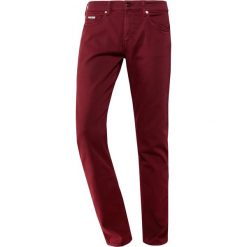 7 for all mankind KAYDEN COLOR Jeansy Slim Fit red. Czerwone jeansy męskie marki 7 for all mankind, m, bez wzorów. Za 929,00 zł.