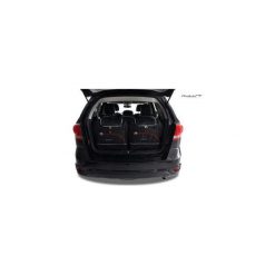 FIAT FREEMONT, 2011- TORBY DO BAGAŻNIKA 5 SZT KJUST - 7014006. Czarne torby podróżne KJUST, bez wzorów, z kauczuku, klasyczne. Za 1299,00 zł.