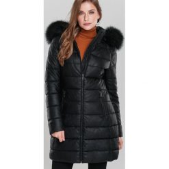Czarna Kurtka Cotswold. Czarne kurtki damskie Renee, na zimę, xl, bez wzorów, z tkaniny, bez kaptura. Za 269,99 zł.