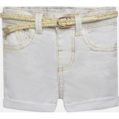 Mayoral - Szorty dziecięce 74-98 cm. Białe spodenki dziewczęce Mayoral, w paski, z elastanu, casualowe. W wyprzedaży za 39,90 zł.