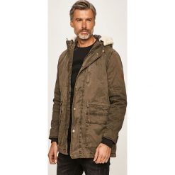 Pepe Jeans - Parka Mitsio. Zielone płaszcze męskie Pepe Jeans, s, bez wzorów, z elastanu, długie, z kapturem. Za 999,90 zł.
