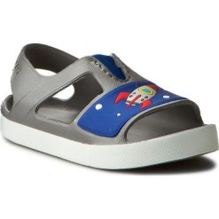 Sandały SKECHERS - Lil Steppers 92116N/GYBL Gray/Blue. Szare sandały chłopięce Skechers, z tworzywa sztucznego. W wyprzedaży za 59,00 zł.