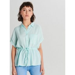 Koszula z ściągaczem - Zielony. Zielone koszule damskie Cropp, xl. W wyprzedaży za 15,99 zł.