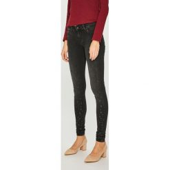 Pepe Jeans - Jeansy Pixie Stars. Czarne jeansy damskie rurki Pepe Jeans. Za 399,90 zł.