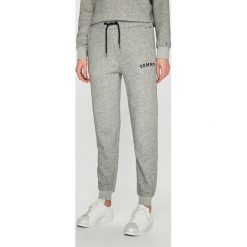Tommy Hilfiger - Spodnie. Szare spodnie damskie TOMMY HILFIGER, s, bez wzorów, z bawełny, casualowe. W wyprzedaży za 249,90 zł.