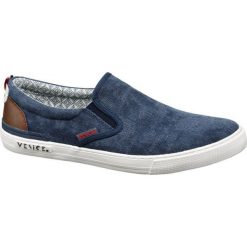 Tenisówki męskie Venice niebieskie. Niebieskie trampki męskie marki Venice, bez wzorów, z jeansu, sportowe, bez zapięcia. Za 99,90 zł.