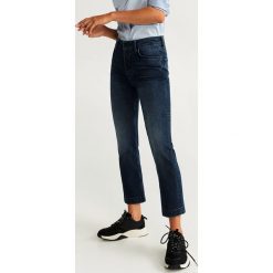 Mango - Jeansy Buttons. Niebieskie jeansy damskie Mango, z podwyższonym stanem. Za 139,90 zł.