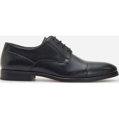 Eleganckie półbuty derby - Czarny. Czarne buty wizytowe męskie Reserved, bez wzorów, eleganckie, bez zapięcia. Za 249,99 zł.