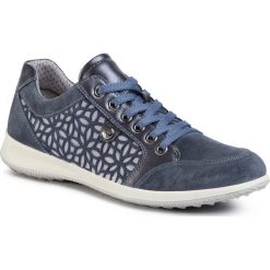 Sneakersy GO SOFT - 506350 Jeans. Niebieskie półbuty damskie GO SOFT, bez wzorów, z jeansu, bez obcasa, bez zapięcia. W wyprzedaży za 169,99 zł.