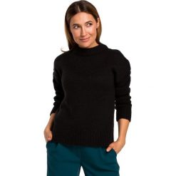 Sweter o luźnym splocie - czarny. Czarne swetry damskie Style, s, bez wzorów, z poliesteru, z krótkim rękawem, krótkie, bez kaptura. W wyprzedaży za 129,00 zł.