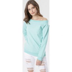 Jasnoniebieska Bluza Bessie. Zielone bluzy damskie Born2be, xl, bez wzorów, z dzianiny, z długim rękawem, długie, bez kaptura. Za 69,99 zł.