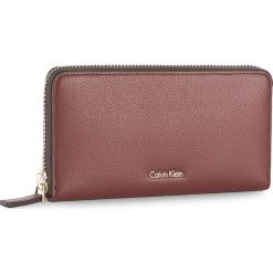 Portfele damskie: Duży Portfel Damski CALVIN KLEIN BLACK LABEL – Natasha Large Ziparo K60K603223 227