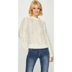 Levi's - Sweter. Brązowe swetry klasyczne damskie marki Levi's®, l, z dzianiny, z okrągłym kołnierzem. Za 369,90 zł.