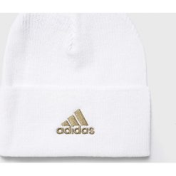 Adidas Performance - Czapka. Białe czapki męskie adidas Performance, na zimę, bez wzorów, z dzianiny. W wyprzedaży za 59,90 zł.
